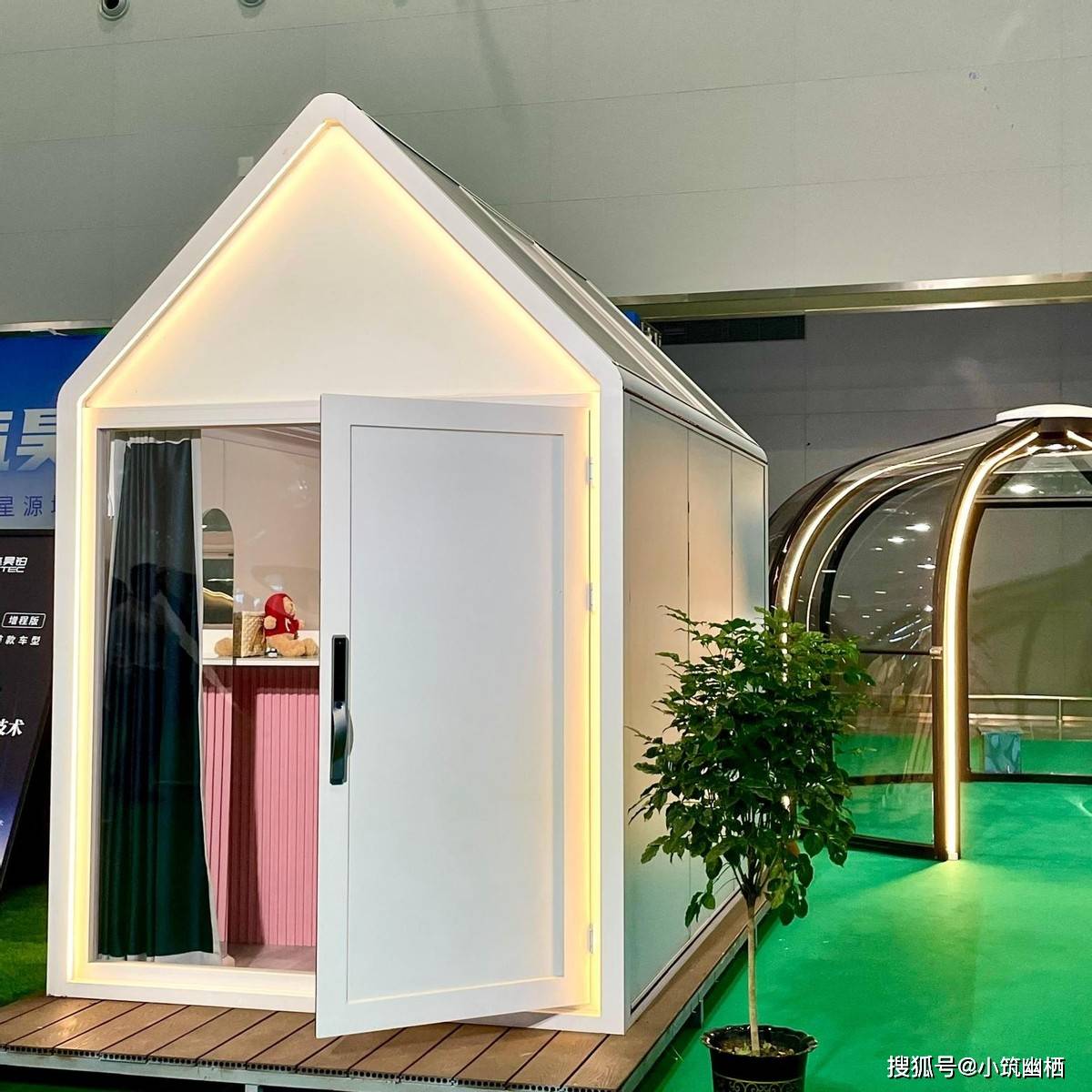 列创新产品亮相东盟博览会旅游展pg电子试玩平台奢旅未来小筑系(图5)