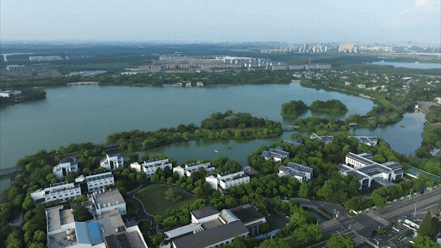 湖城·海源售楼：传世匠造最后席位！pg试玩2025热搜榜丨︎上实滨(图14)