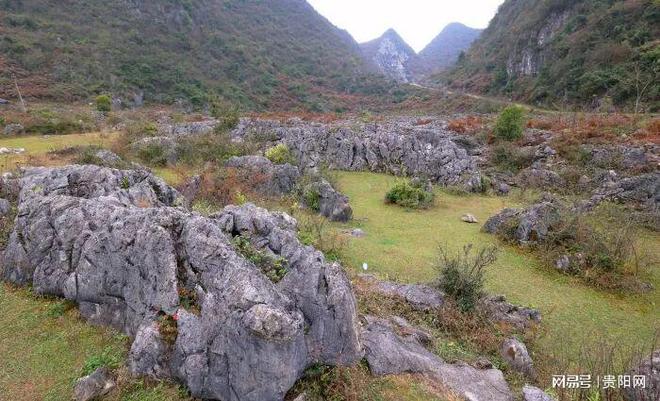 “火星”邂逅贵安深处的“世外桃源”pg电子中国网站玩转贵安 一条隧道通(图5)